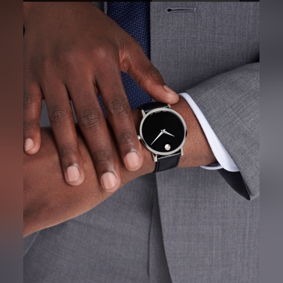 ***SOLD*** Movado Men's Museum Classic Leather Strap Watch with Black Dial - Picture 13 of 14